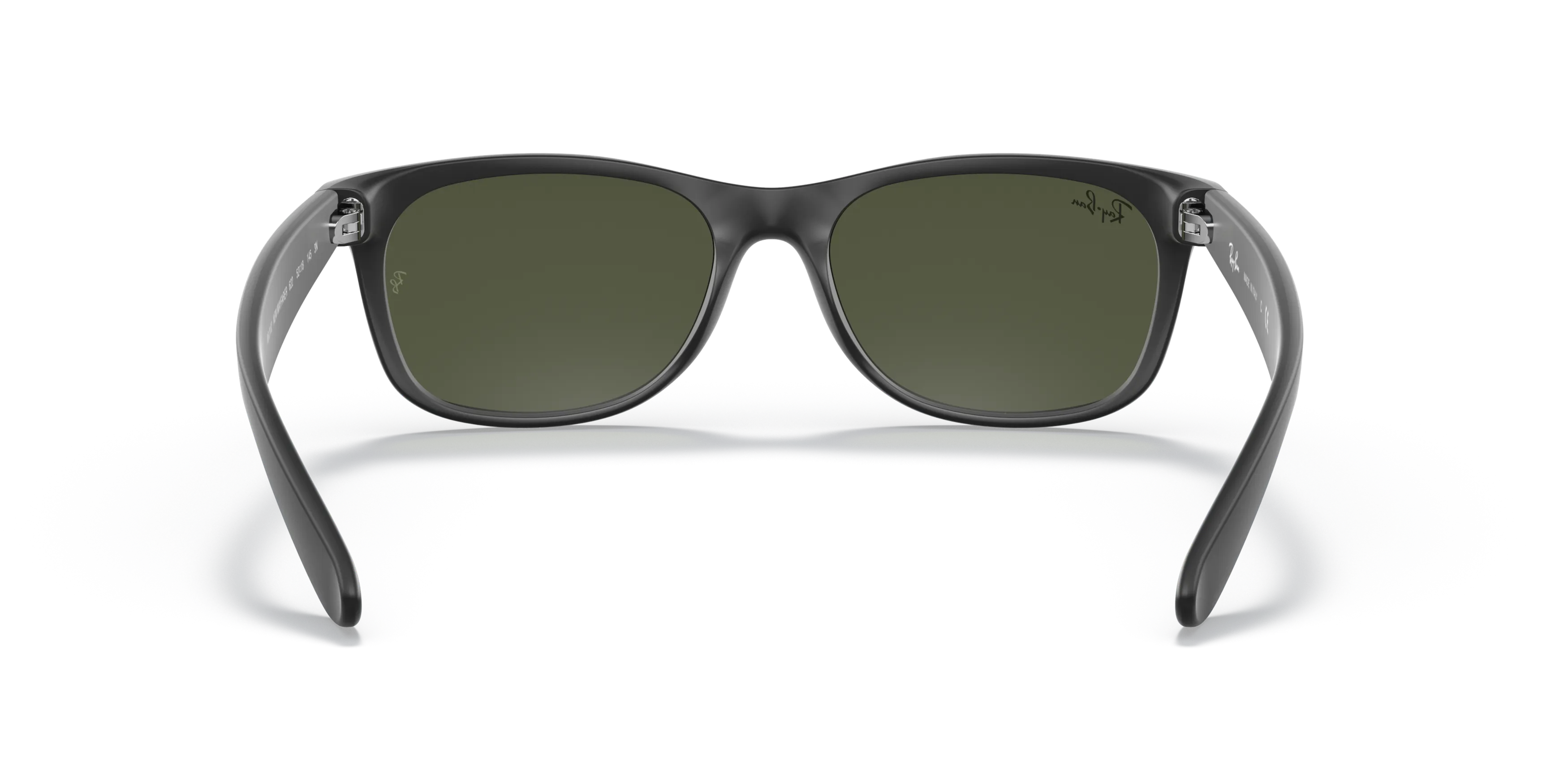 Detail02, Ray-Ban New Wayfarer Classic RB 2132 Sunglasses
