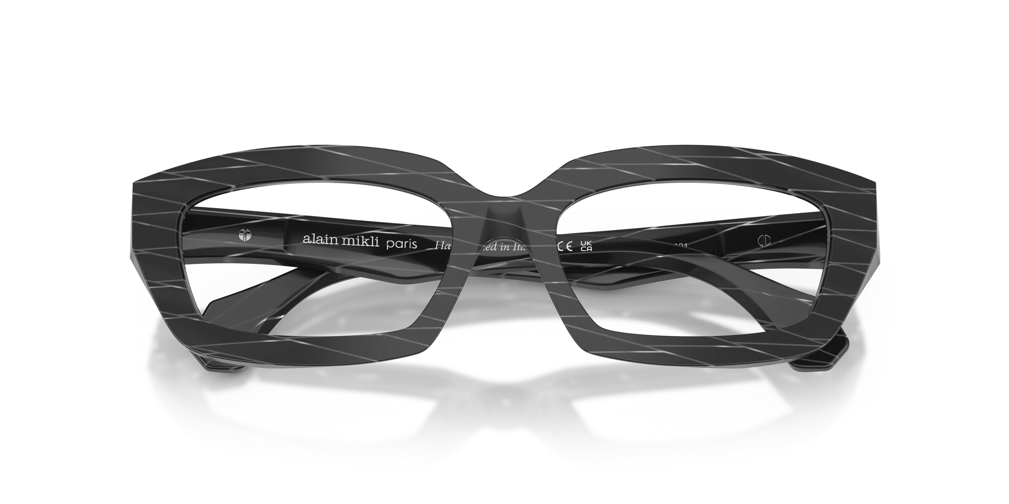 Folded, ALAIN MIKLI A03536 1