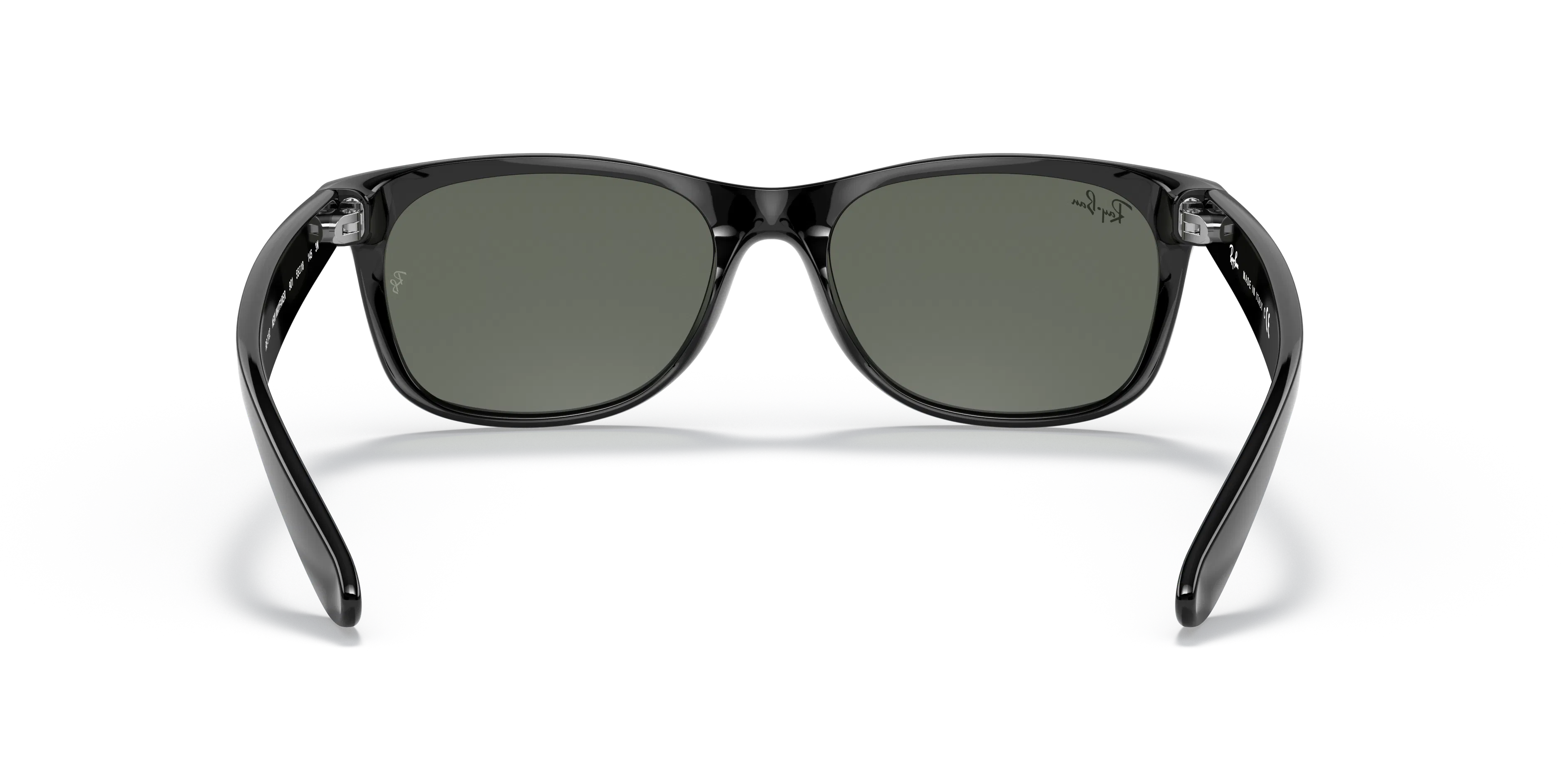 Detail02, Ray-Ban New Wayfarer Classic RB 2132 Sunglasses