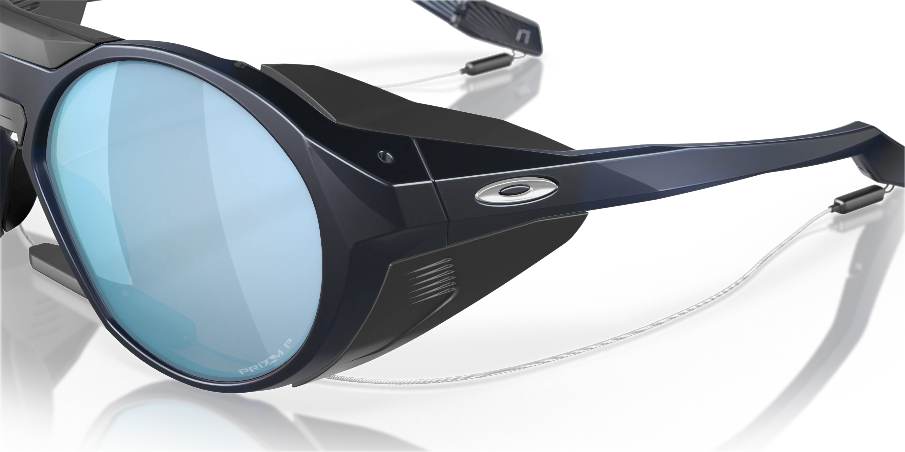 Detail01, Oakley Clifden OO9440 944005