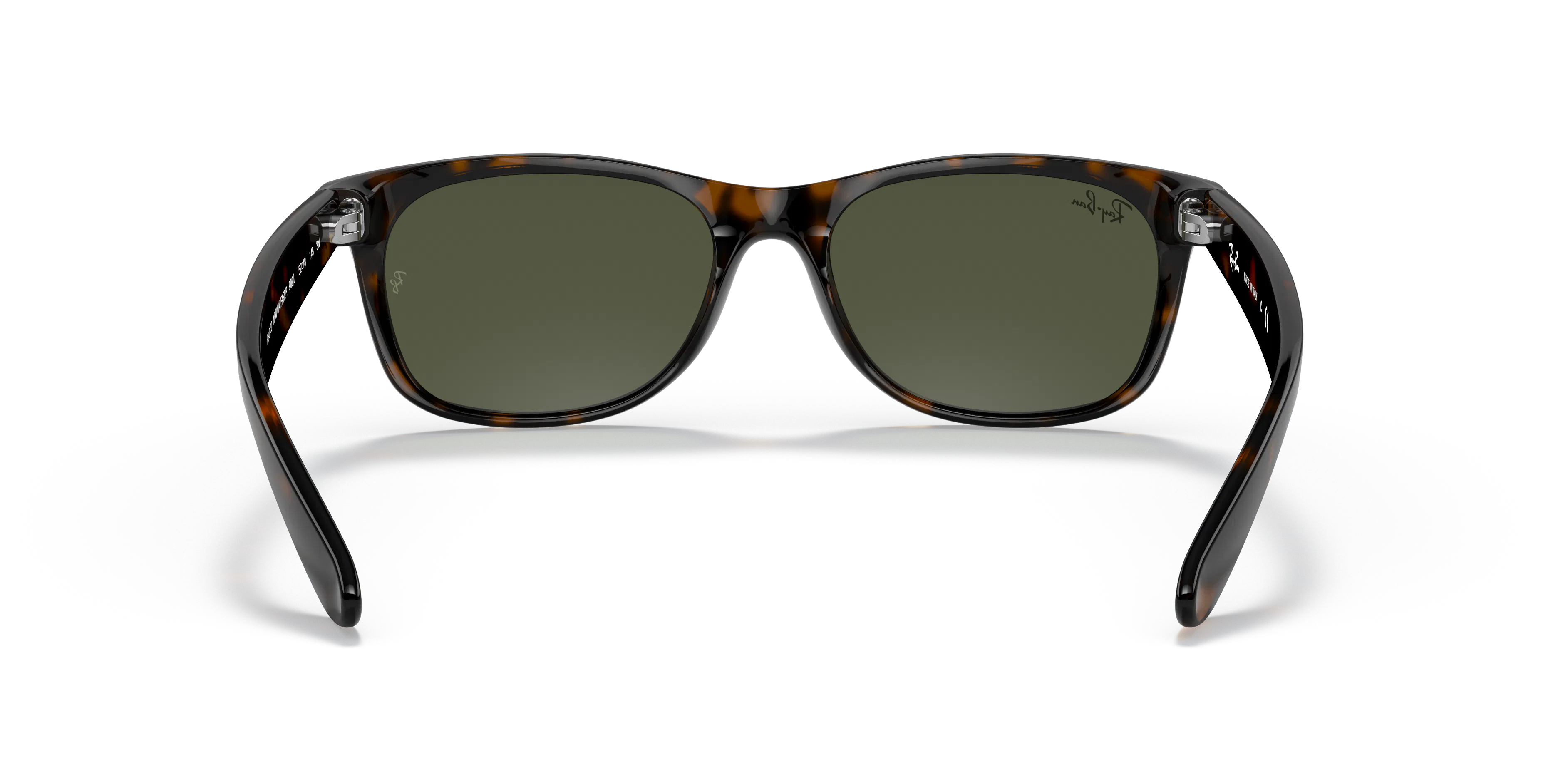Detail02, Ray-Ban New Wayfarer Classic RB 2132 Sunglasses