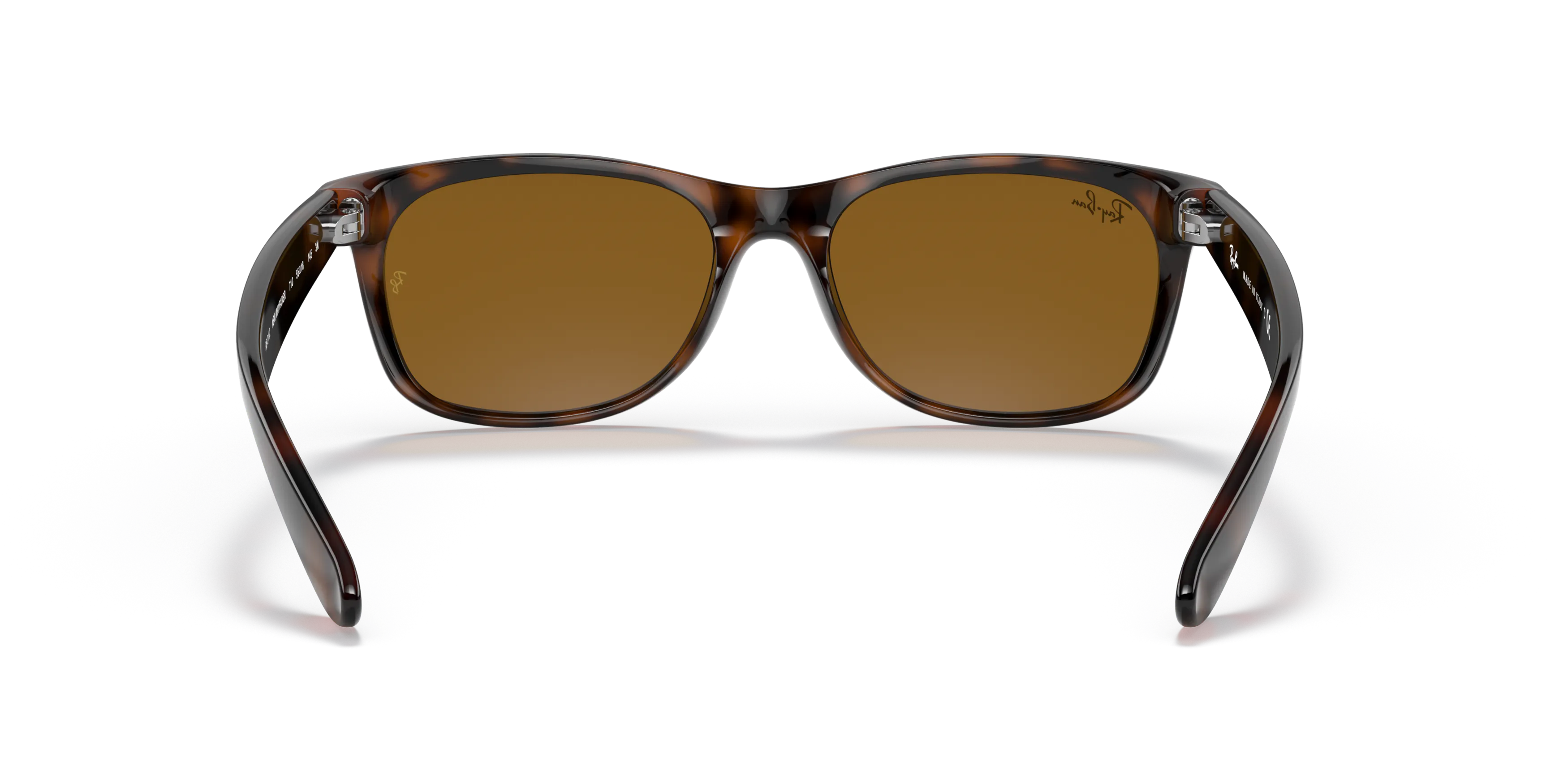 Detail02, Ray-Ban New Wayfarer Classic RB 2132 Sunglasses