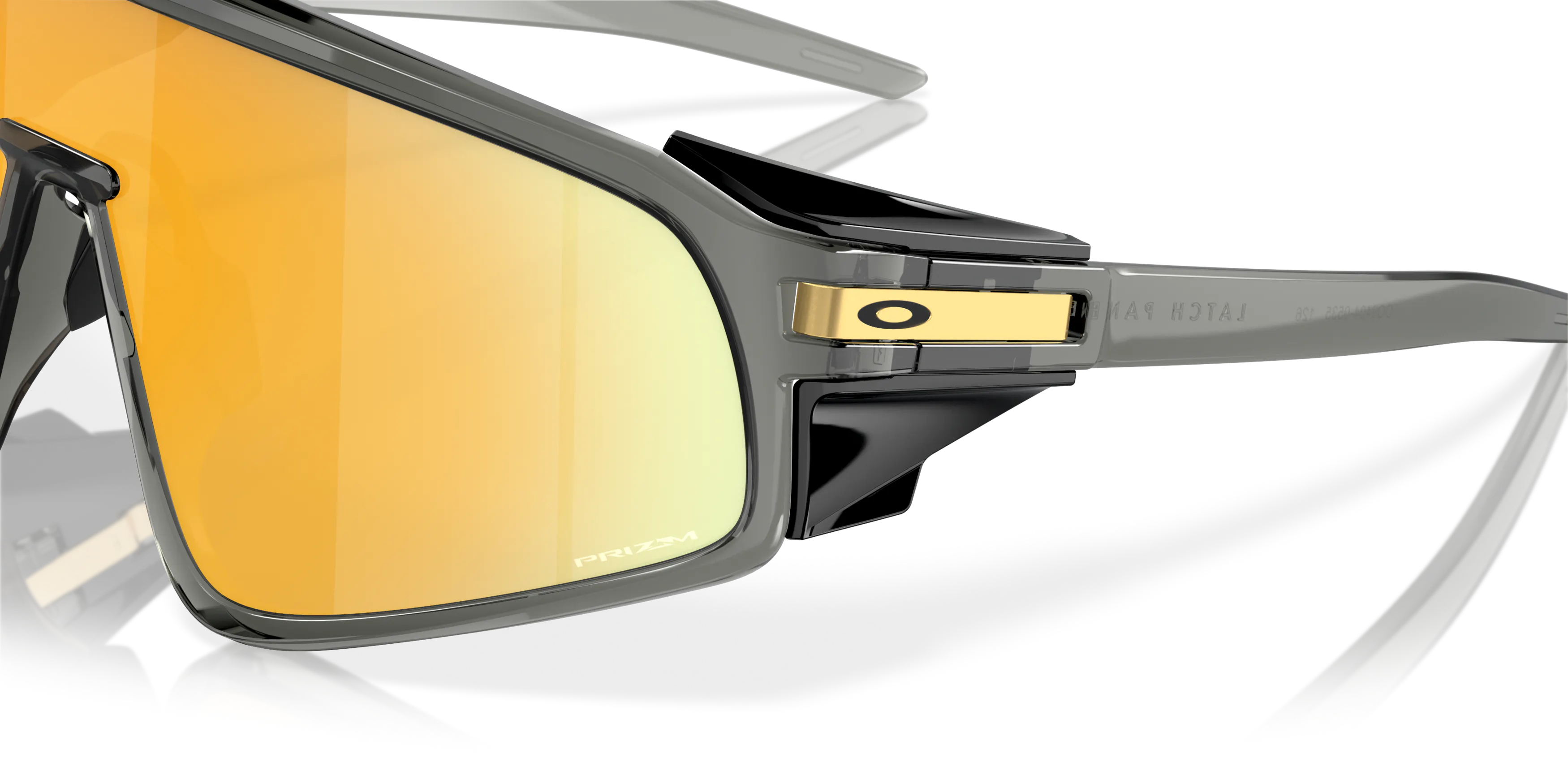 Detail01, Oakley Latch Panel OO9404 940405