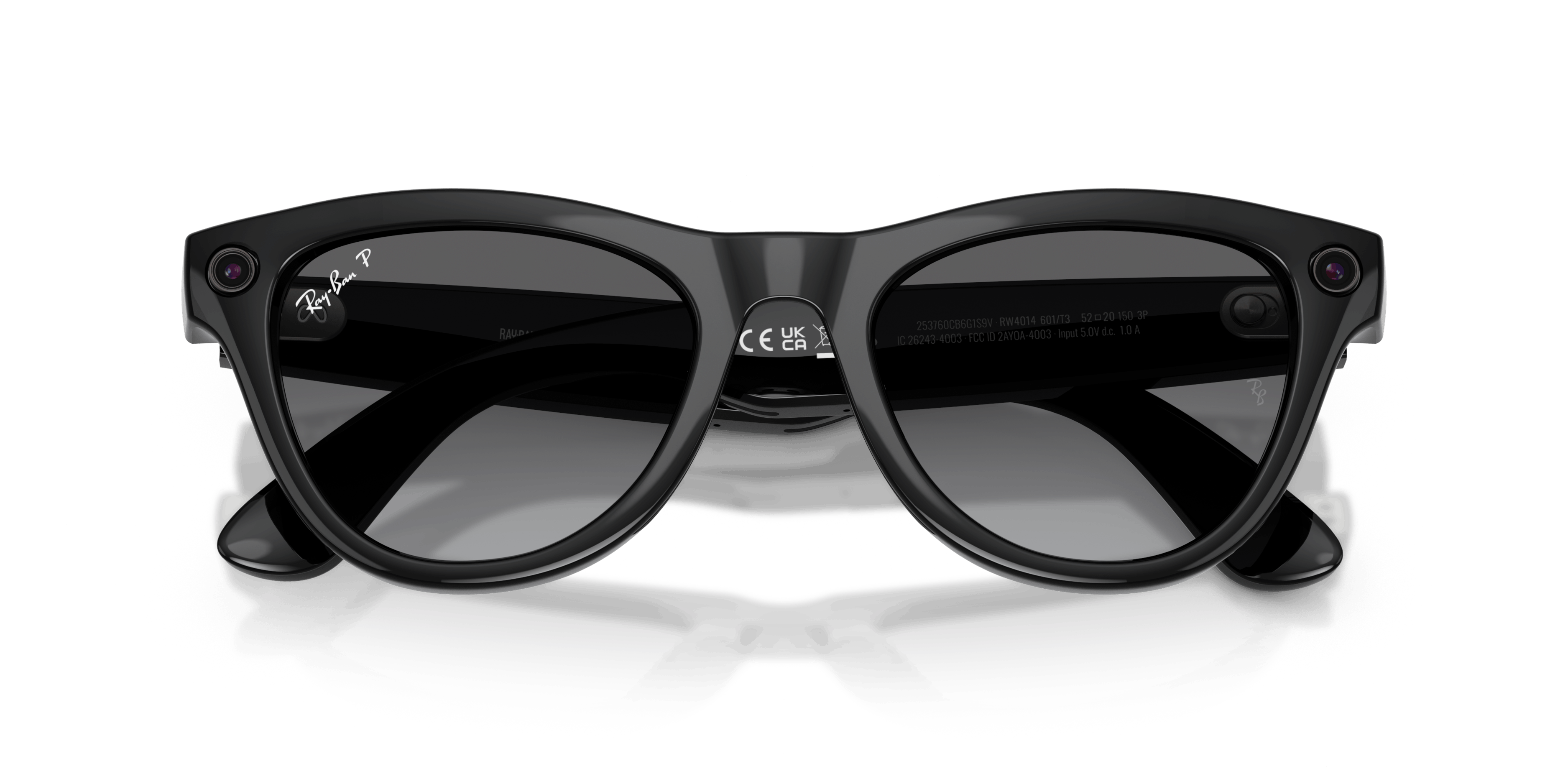 Folded, Ray-Ban Meta Skyler (Gen 2) RW 4014