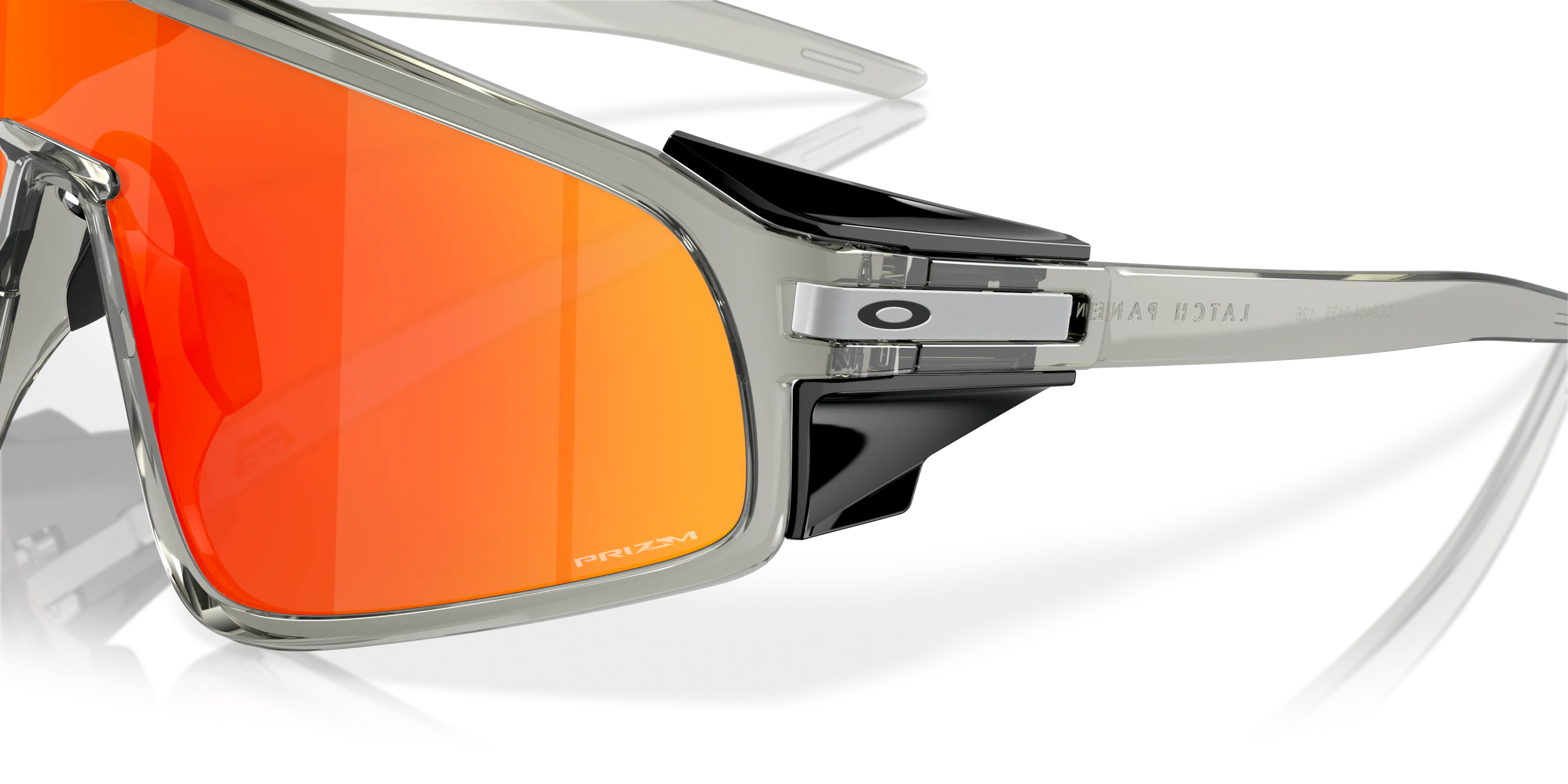 Detail01, Oakley Latch Panel OO9404 940404