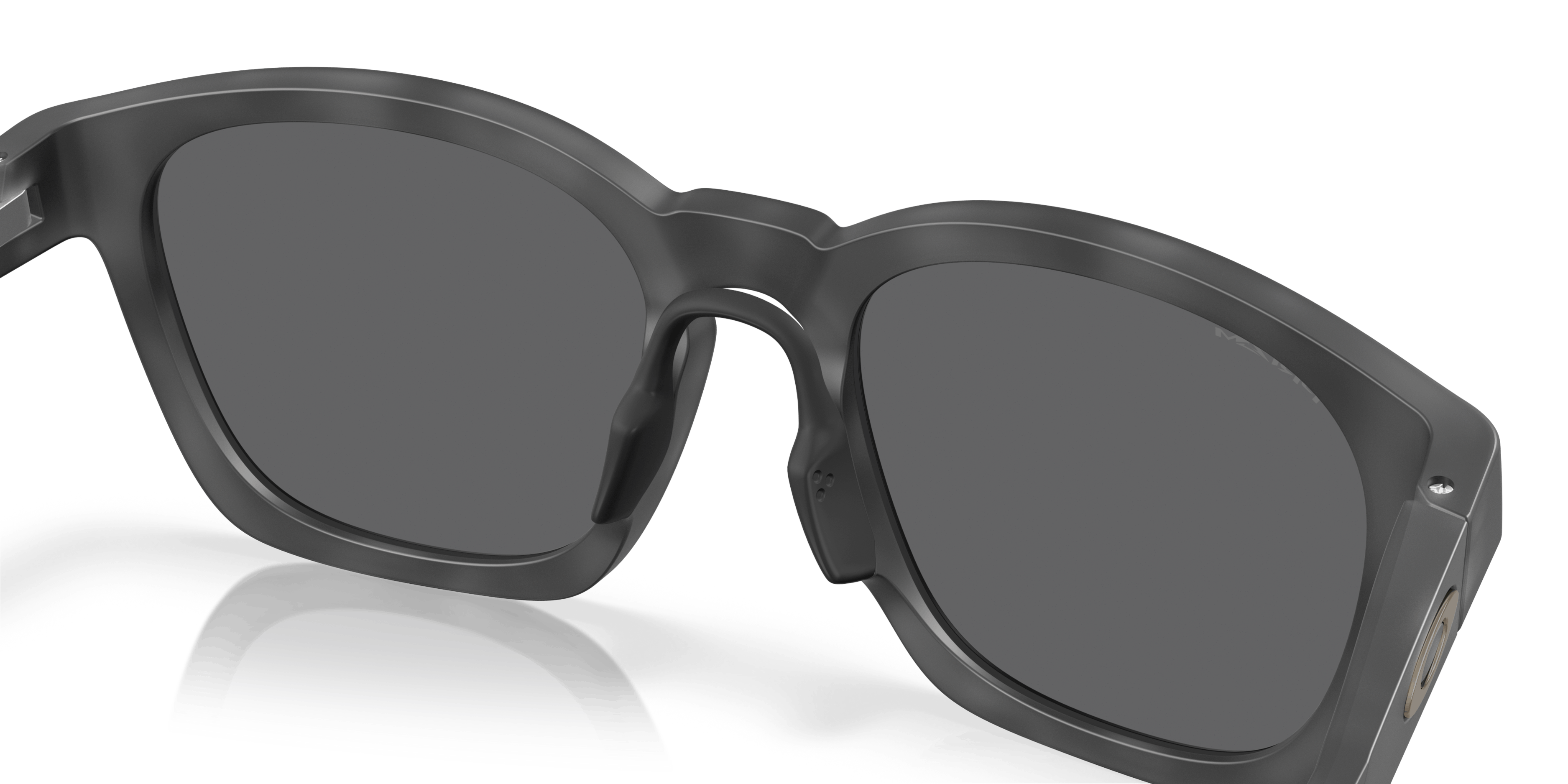 Detail03, Oakley Shackle OO 9507D Sunglasses