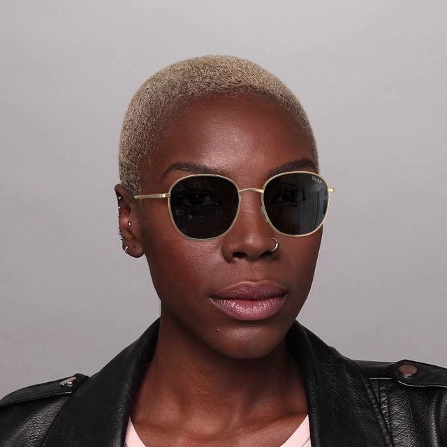 [products.image.on_model_female01] QUAY AUSTRALIA JEZABELL GOLD