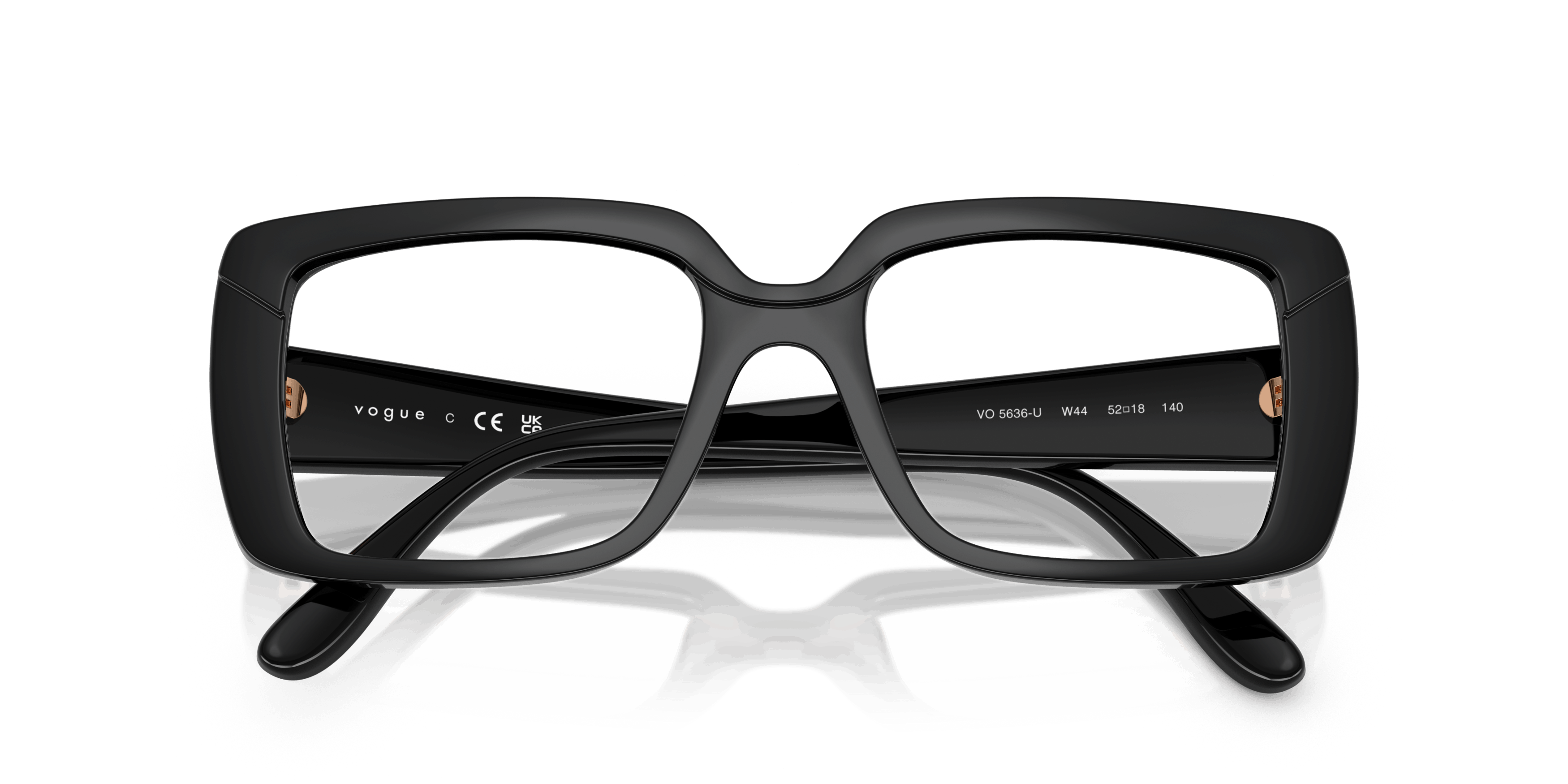 Folded, VOGUE VO5636U W44