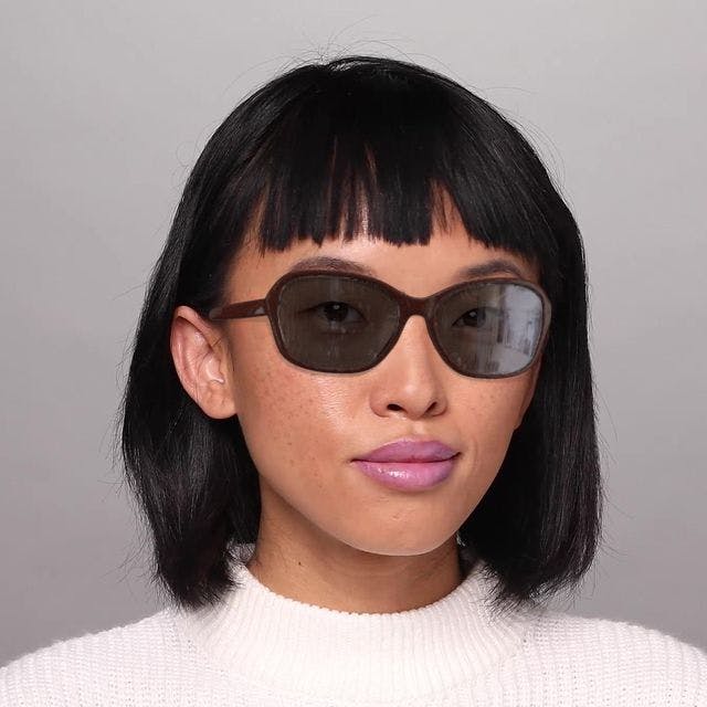 [products.image.on_model_female03] Seen SNSF0026 Sunglasses