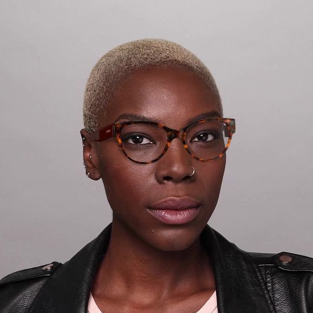 On_Model_Female01, Unofficial UNOF0200 HV00