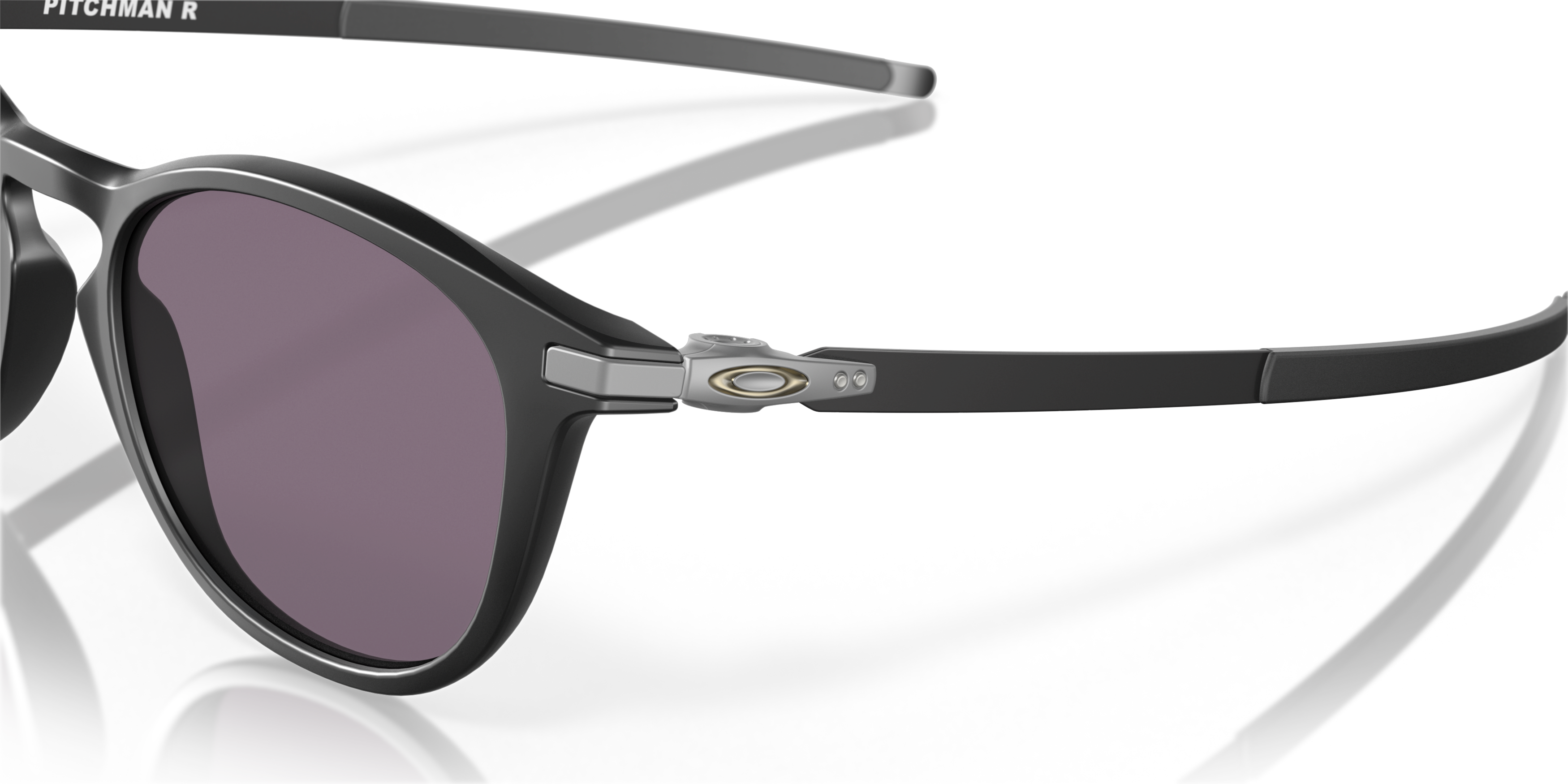 Detail01 Oakley Pitchman R OO 9439 Sunglasses Grey / Black