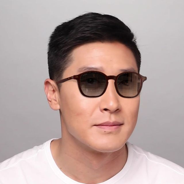 [products.image.on_model_male03] Unofficial UO6161 Sunglasses