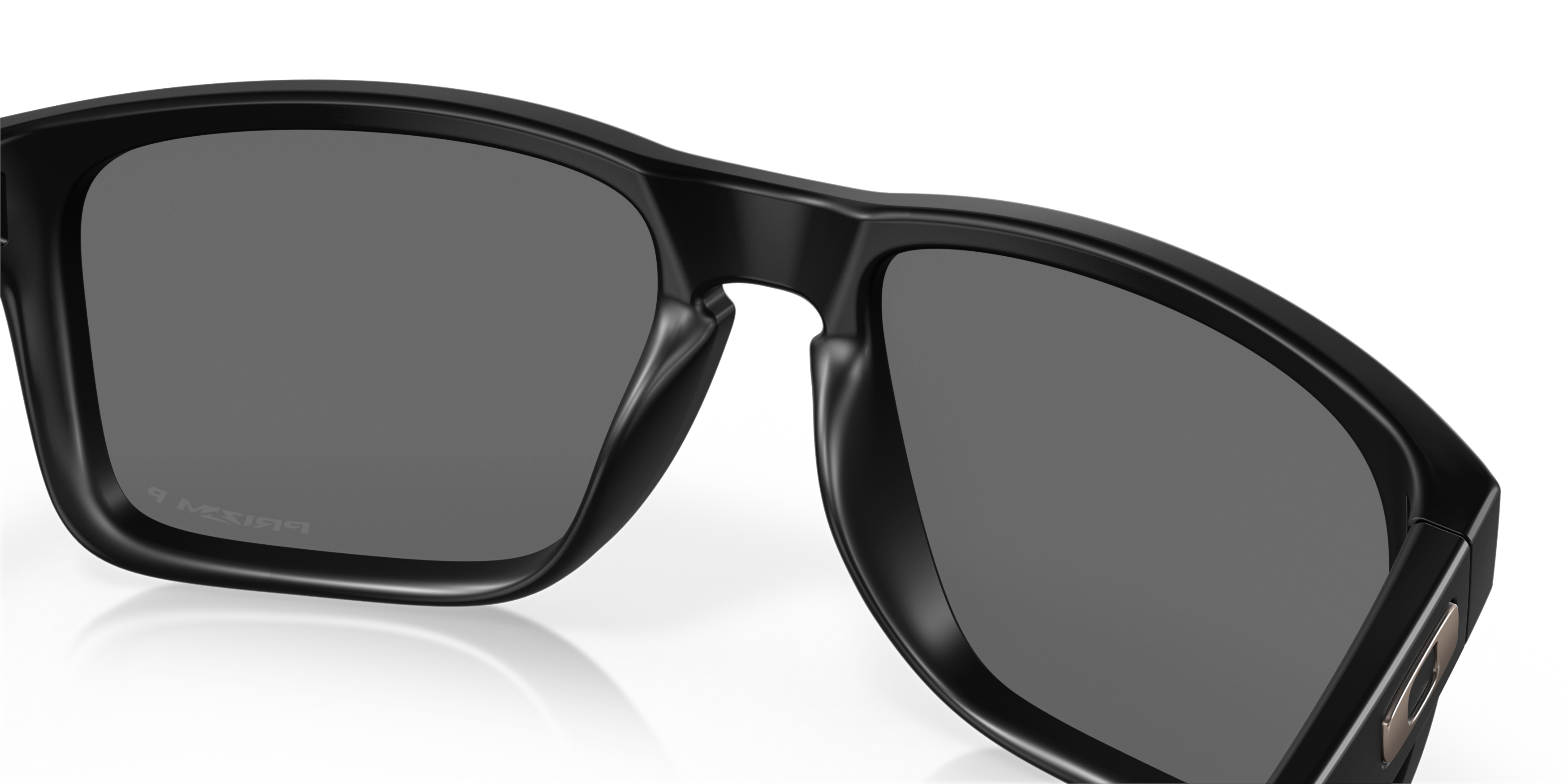 Detail03 Oakley Holbrook XL OO 9417 Sunglasses Silver / Black
